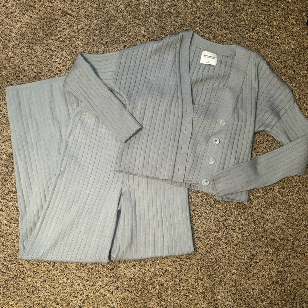 Abercrombie & Fitch blue 3 piece lounge set XS